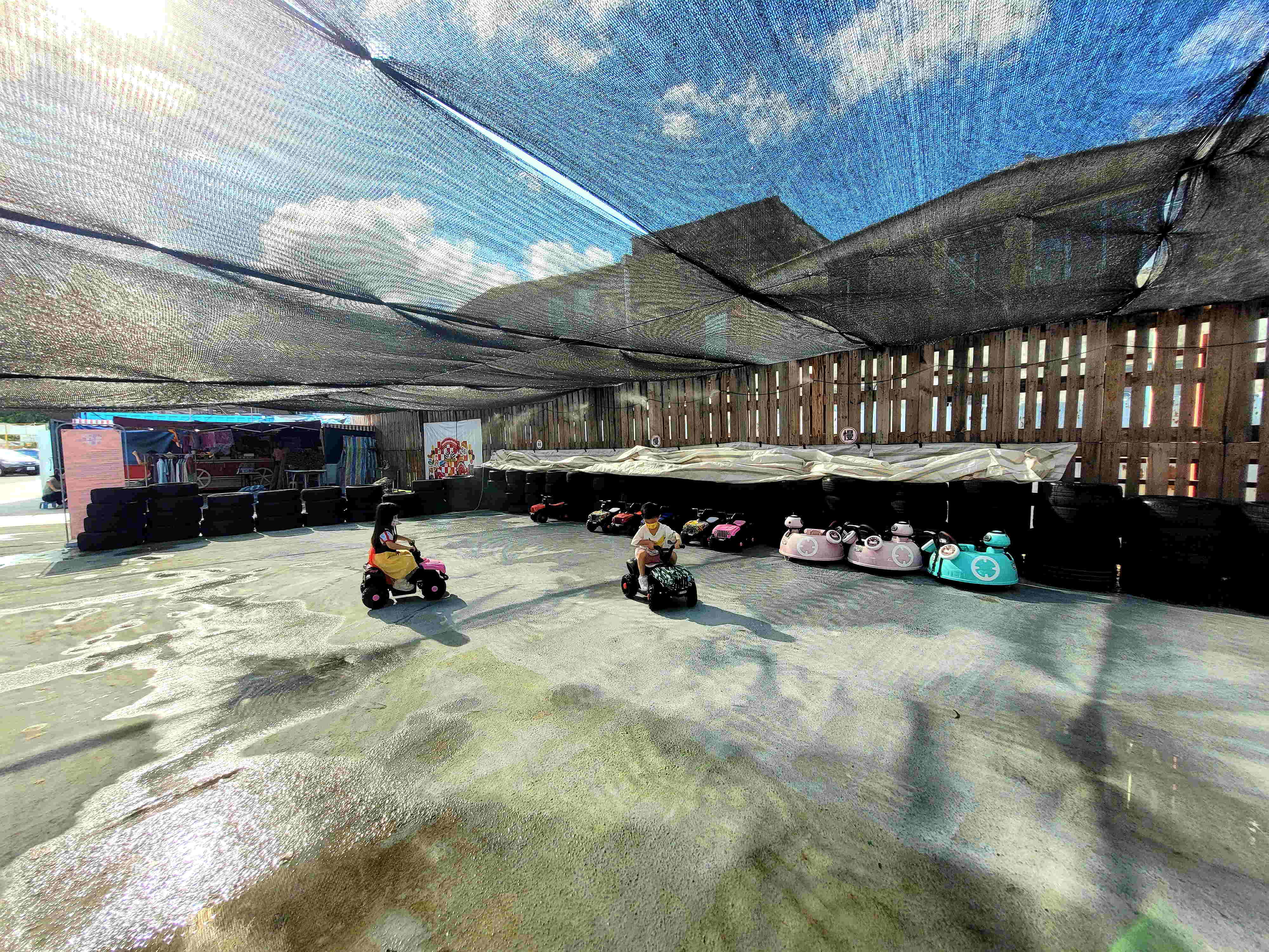 10分鐘內可自由換車，但請注意安全。