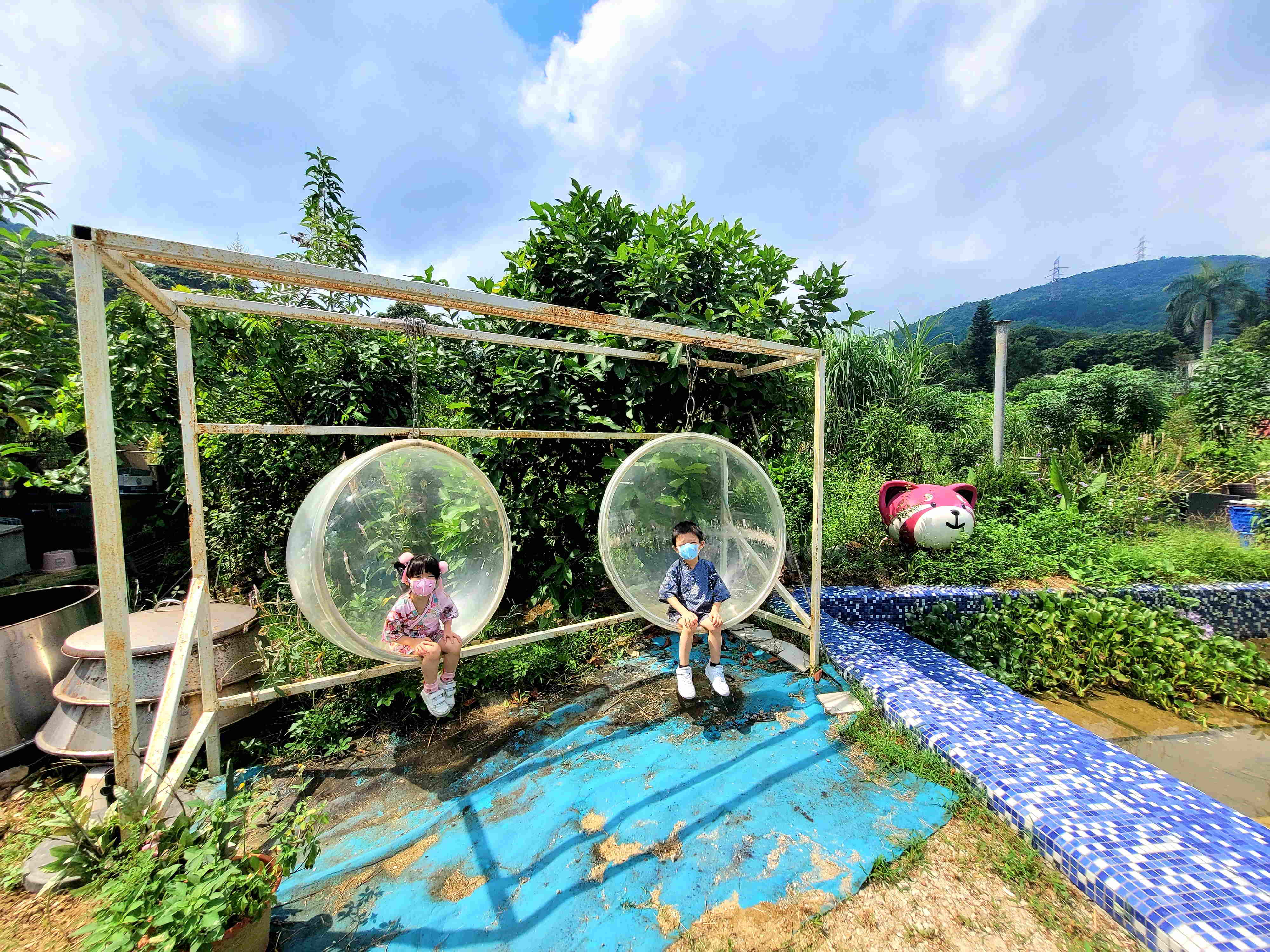 大部份時間都留喺有遮蔭和有椅子嘅地方,所以唔算太辛苦。