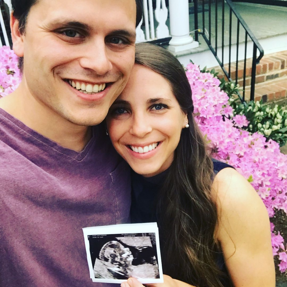 美國弗吉尼亞州一名31歲女子Sarah Howell,與32歲丈夫Chris一直渴望生育