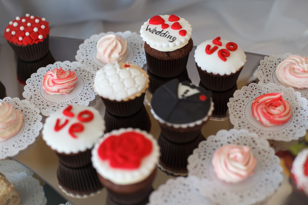當時新郎的母親主動向她表示,Cupcakes 是她準備的禮物,她希望所有出席婚禮的來賓都有足夠的甜品吃。