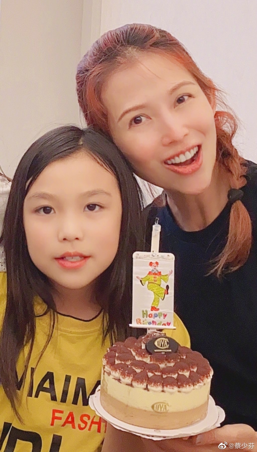 蔡少芬大女兒张楚儿已經10歲,目前就讀基督教國際學校