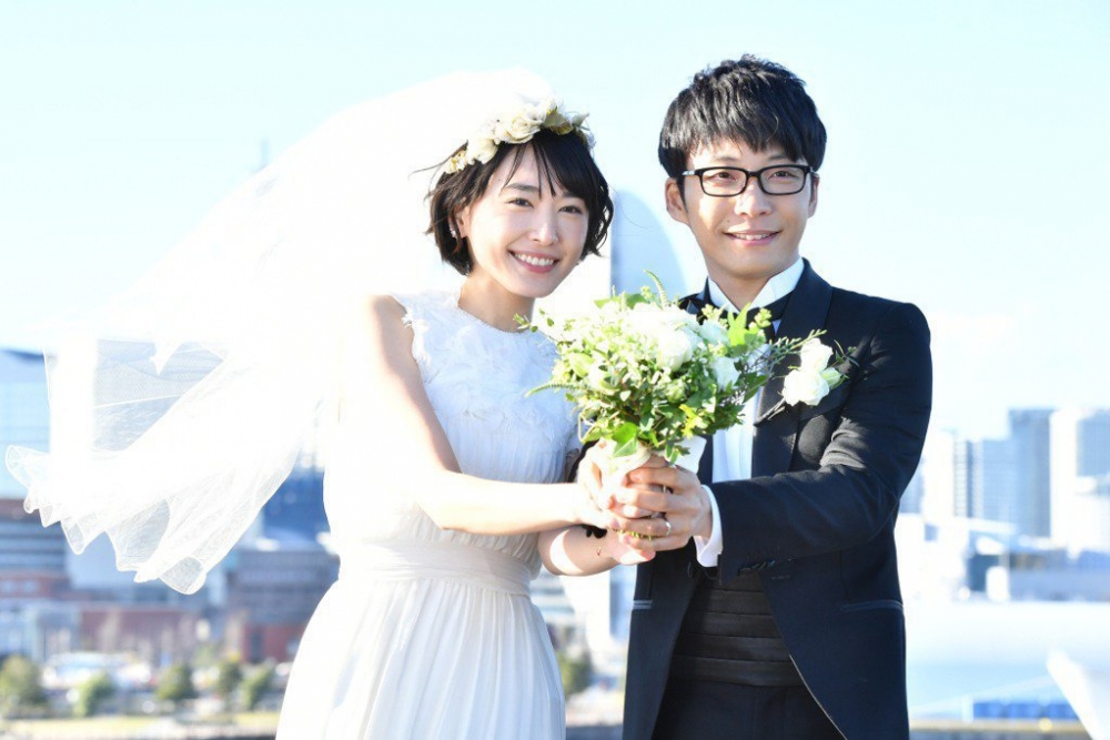 新垣結衣和星野源結婚前已是鄰居,住在同一棟大樓不過各自住在自己的單位。