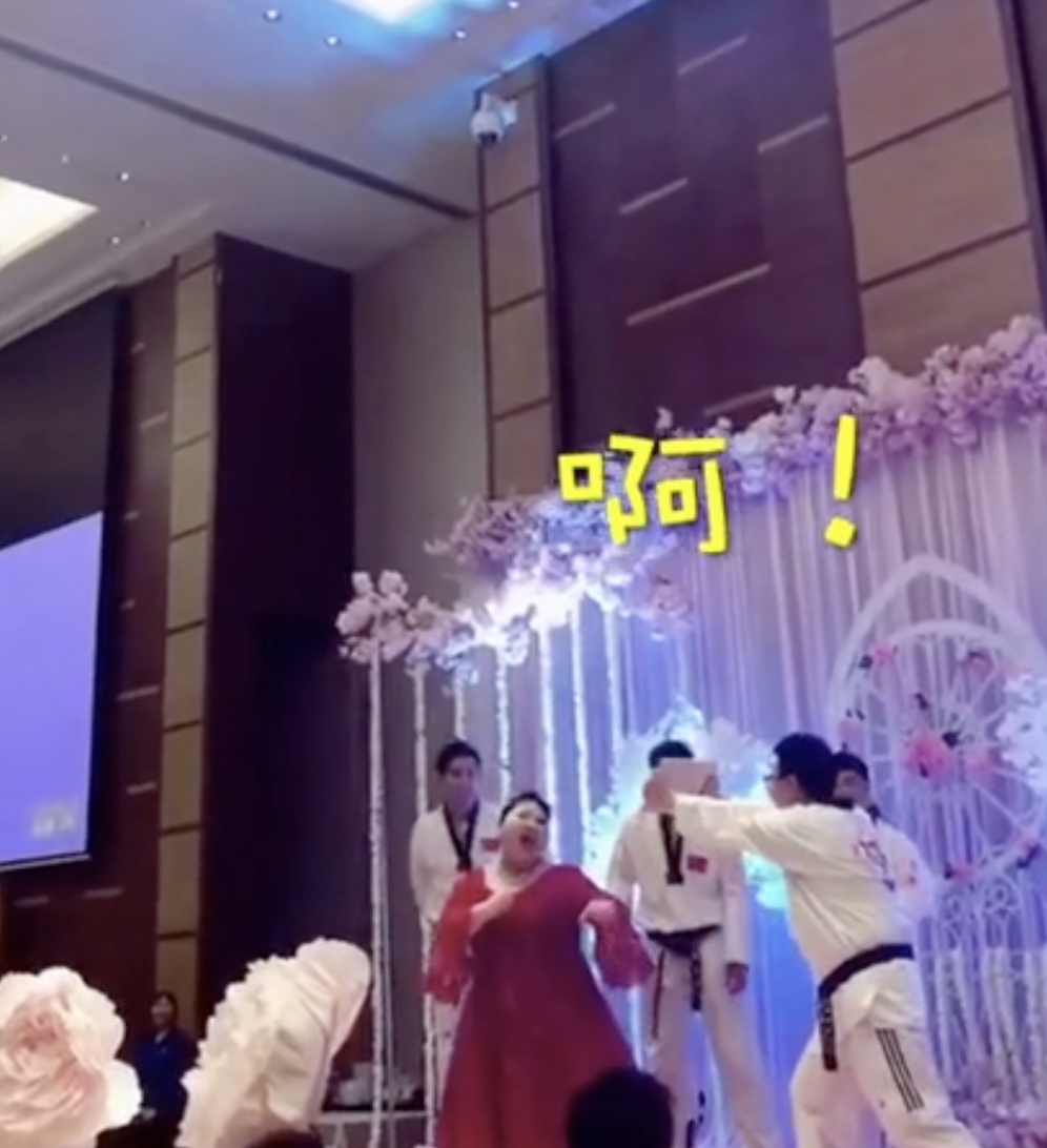 結婚是重要的喜慶日子,不少新人都會在婚宴上安排一些表演炒熱氣氛。