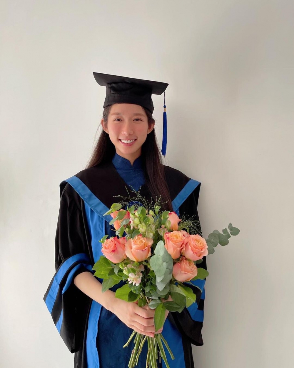 江旻憓今年於中國人民大學修讀中國法律碩士畢業。