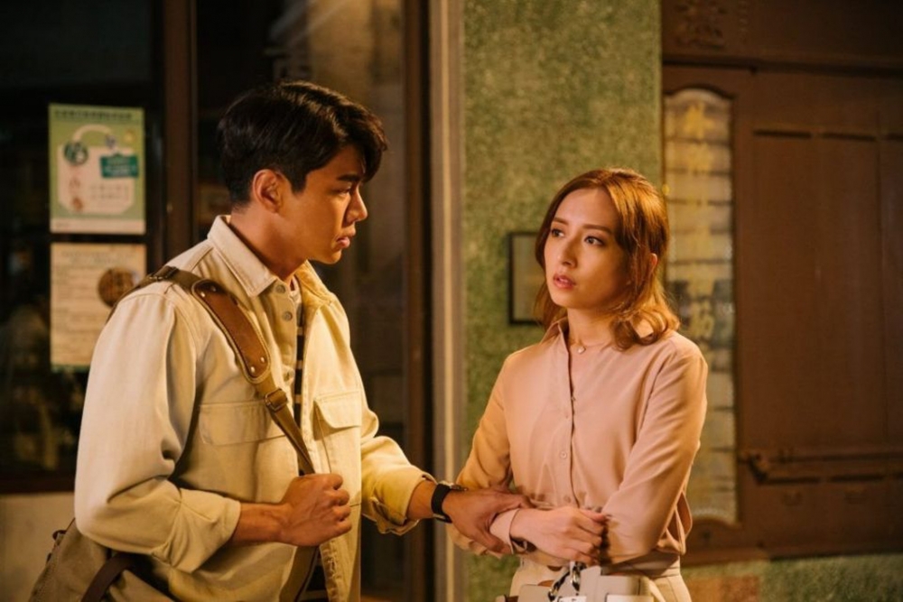 人妻在網上大呻丈夫竟然為了資助細佬結婚,而偷偷瞞著她動用了聯名戶口的金錢,令她非常憤怒。