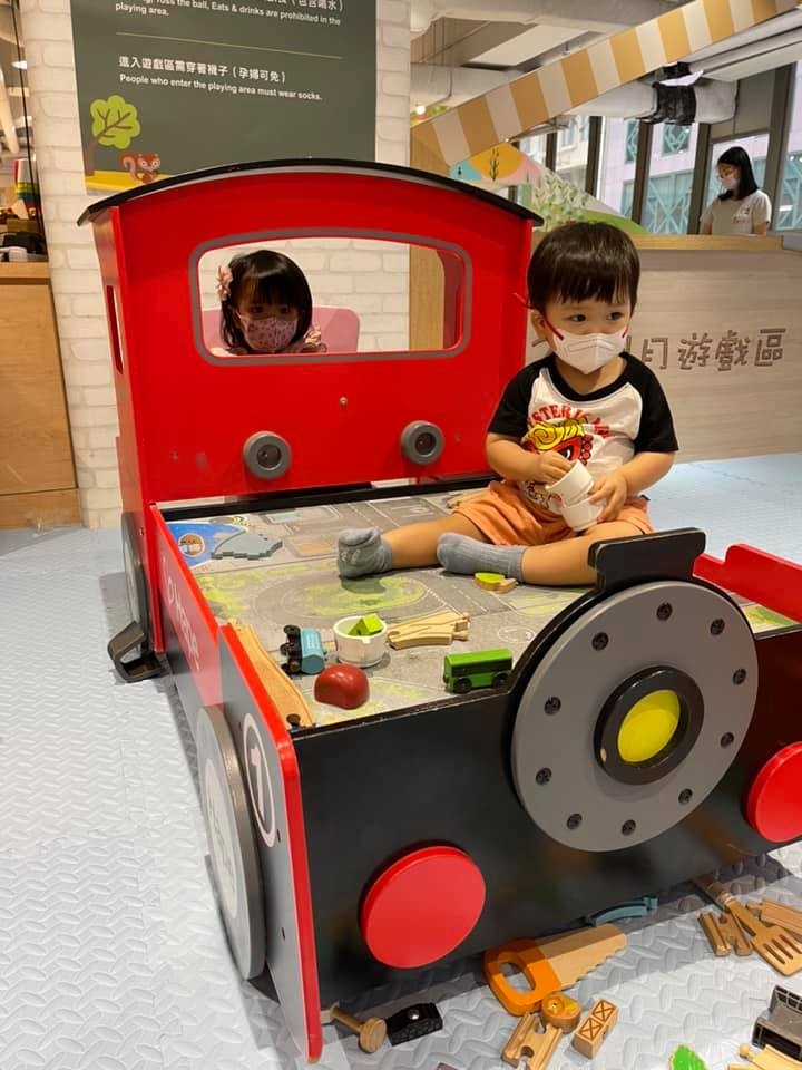 大樹先生的家荔枝角店火車設施。