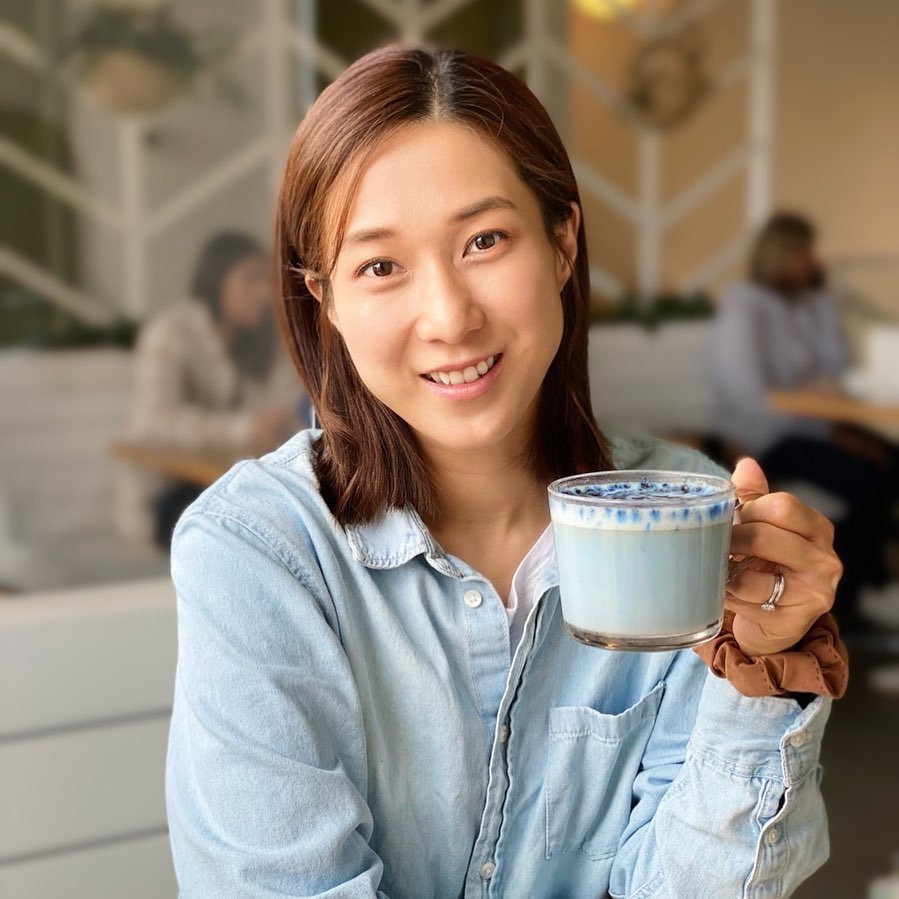 鍾嘉欣生肖鼠,即使淡出演藝圈,依舊保養得宜!
