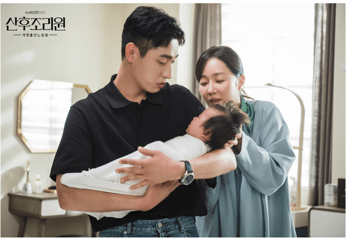 老公育兒知識較匱乏，因此多負責一些清潔工作。