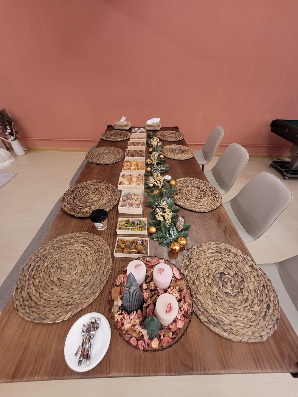 超有feel的用餐區。