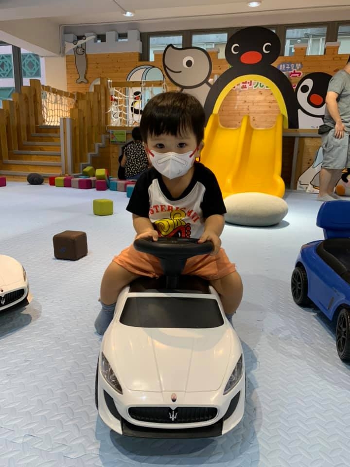 大樹先生的家荔枝角店兒童車。