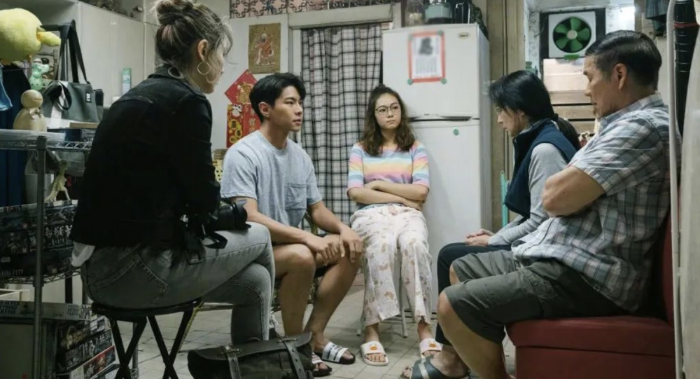 網民認為家中有其他男性,女生瞓廳不太方便。