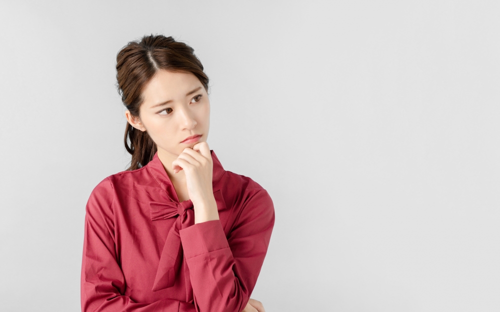 許多因素可造成女性荷爾蒙失調,進而影響生理期。