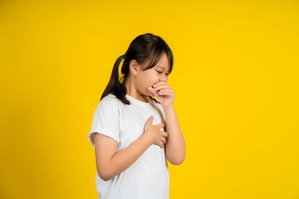 哮喘典型徵狀為咳嗽、呼吸困難、胸口悶、氣喘等。