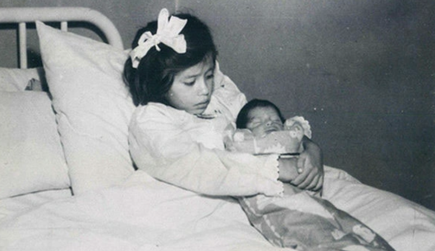 世上有記錄以來最年青的媽媽 Lina Medina，在5歲之齡懷孕產子。