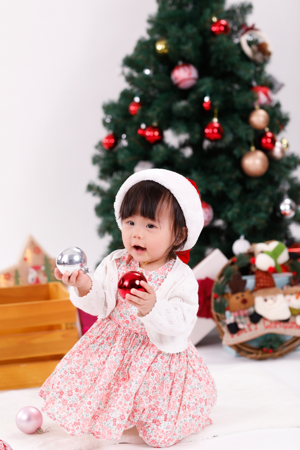 芯悠BB又飛吻又放電眼，瞬間迷倒一眾編輯。