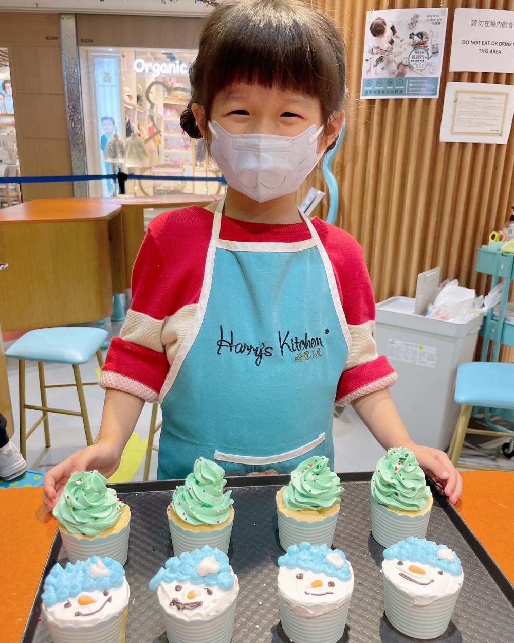 小朋友自己動手做cupcake,滿滿成就感!