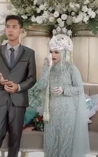 有人認為新娘不應該邀請前度出席婚禮,直言做法破壞氣氛。