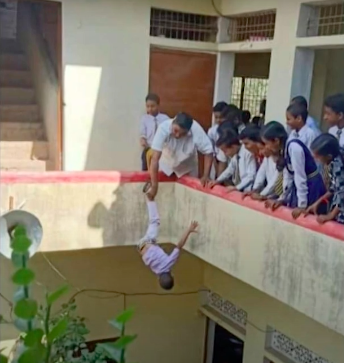 事件曝光後，過激的懲罰方式惹非議，涉事校長亦被捕。