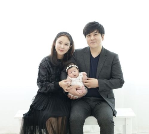 南韓女星徐智妍跟交往10年的老公婚後求子不順。