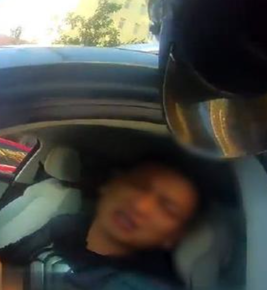 男子現在被控涉嫌危險駕駛罪,他將被吊銷牌照。