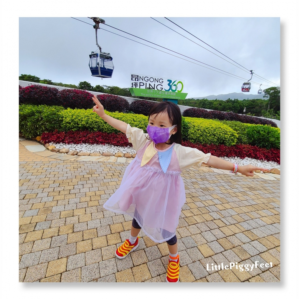 大嶼山親子好去處之昂坪360纜車,一路從東涌市至昂坪山頂。
