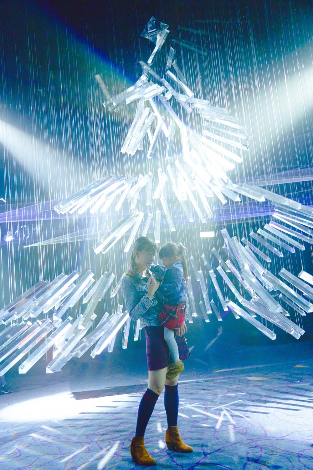 北極光體驗館內的水晶聖誕樹~