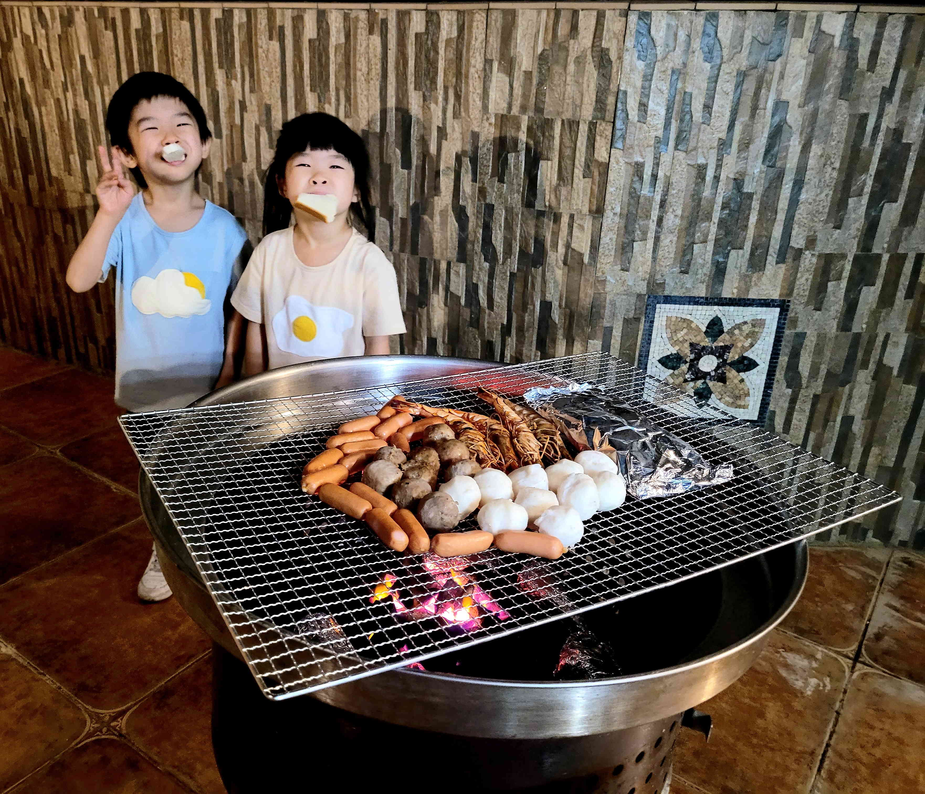 費用已包自選燒烤食材套餐。