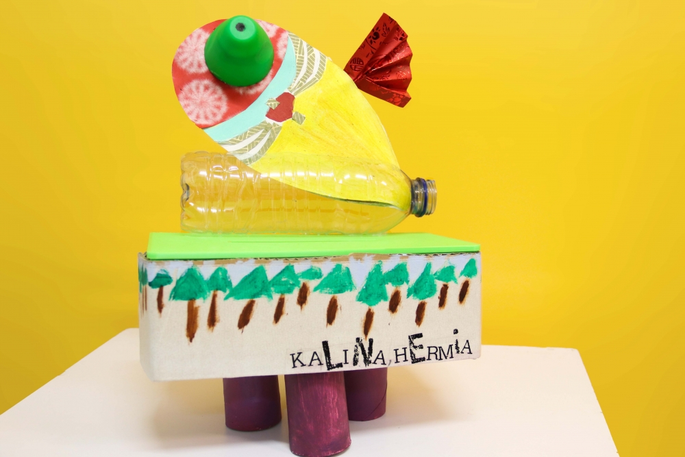 升級再造親子作品展作品透明飛魚