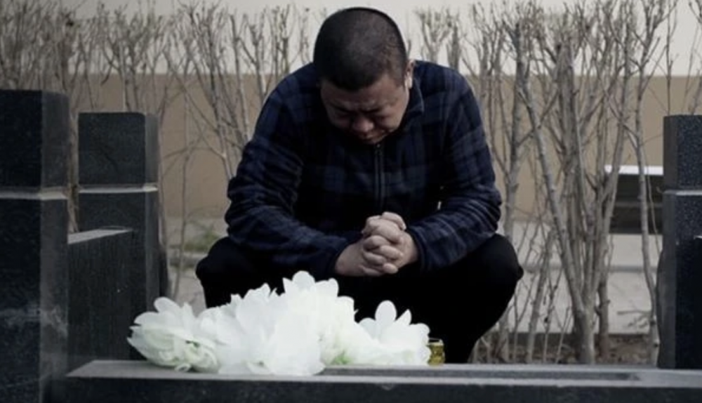 桂軍民的妻子因不敵癌魔病逝，終年49歲。