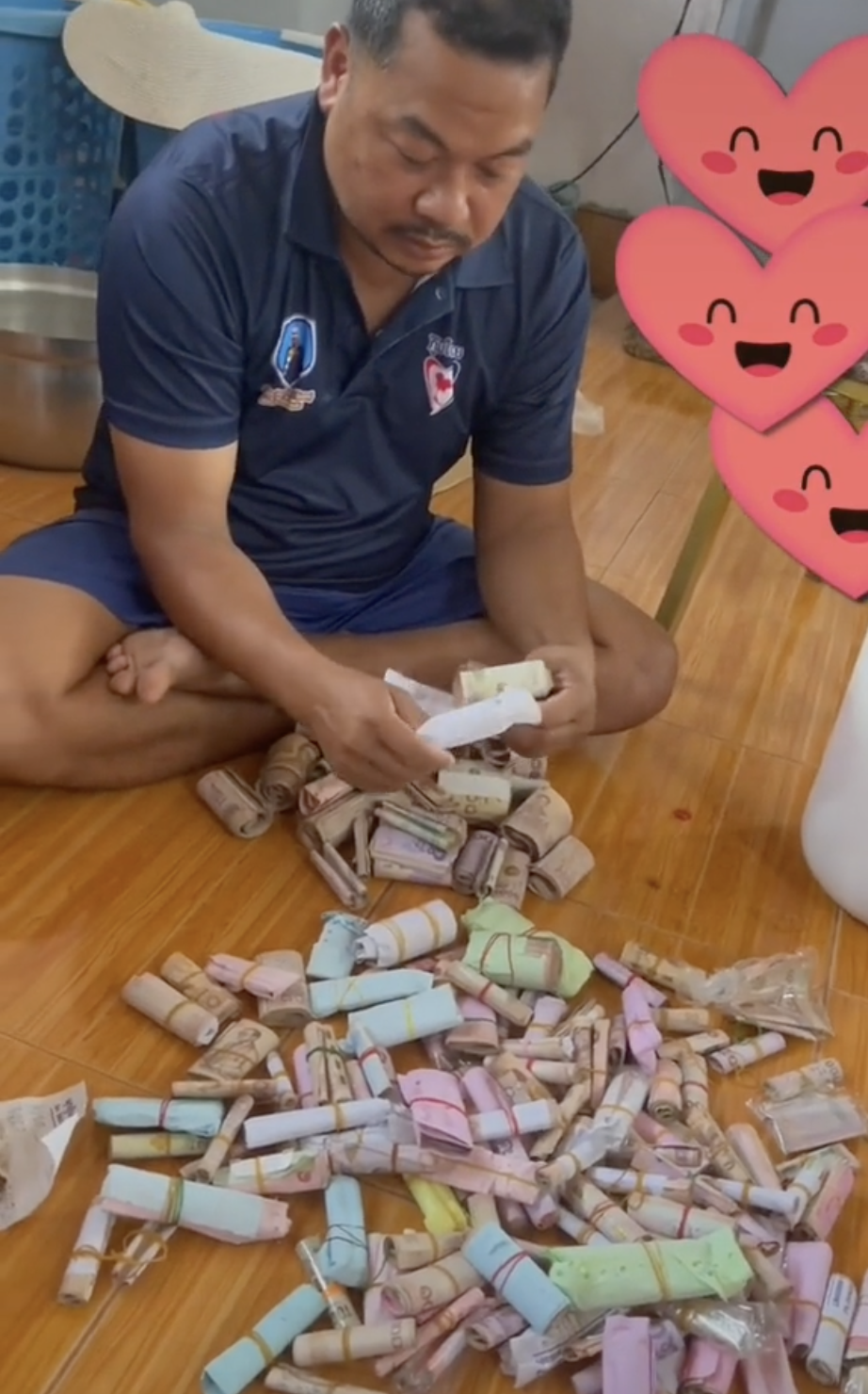 丈夫點算金額。