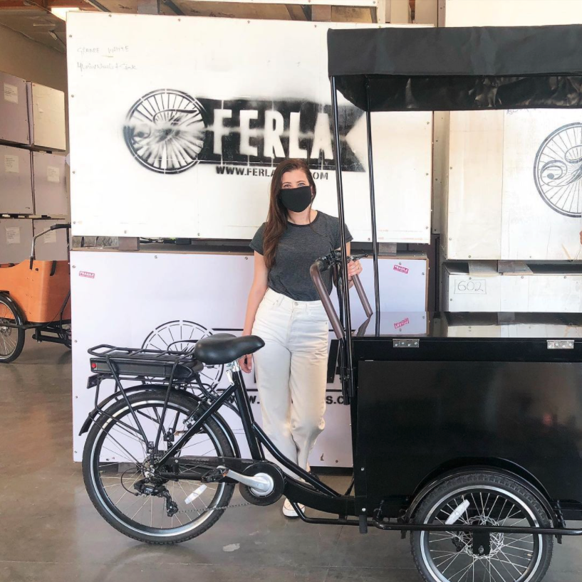 第17次 $1,800美金(約14045港元) 電動小食攤檔餐車