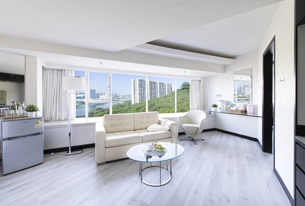 設計簡潔時尚的行政套房,空間感十足,為媽媽及BB帶來優質住宿體驗。