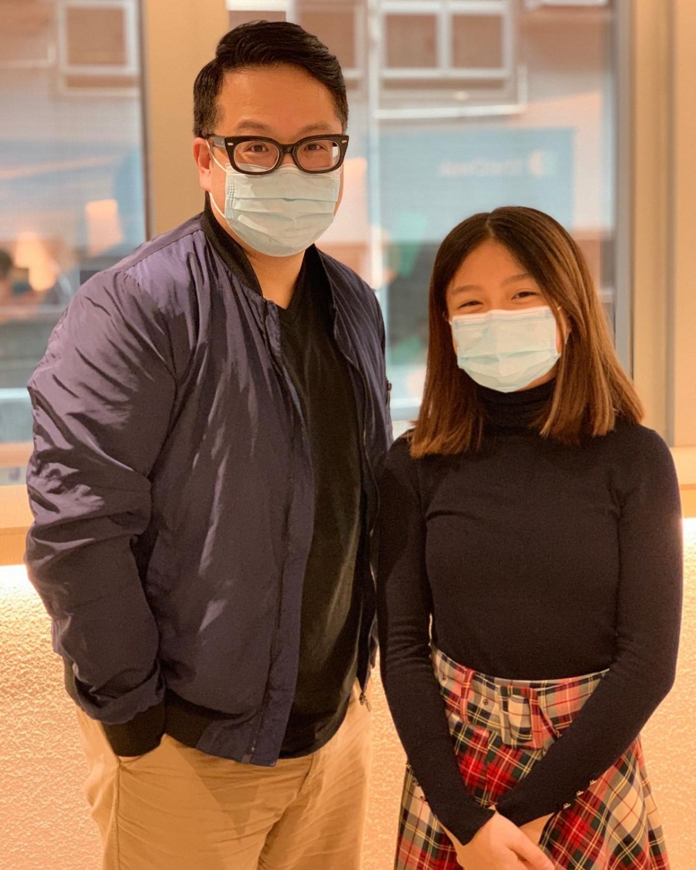 Celine和本地插畫師Peter伍尚豪合作推出繪本作品《HARPER》。