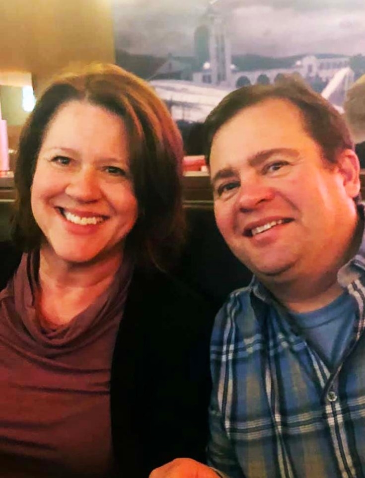 Sandi結婚後婚姻幸福美滿，在子女鼓勵下，進行DNA測驗。