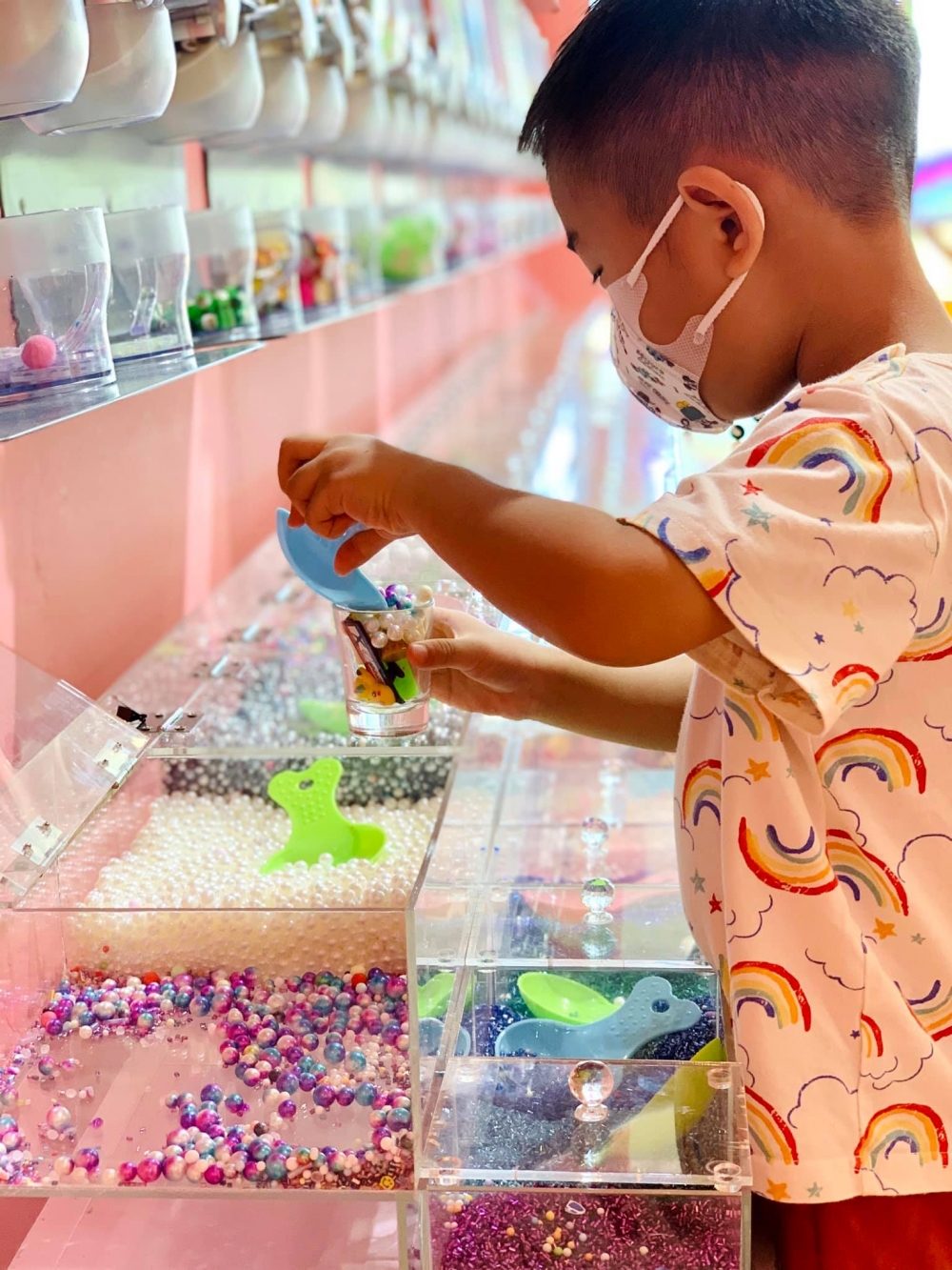 店裡材料多樣，小朋友可自由選擇。