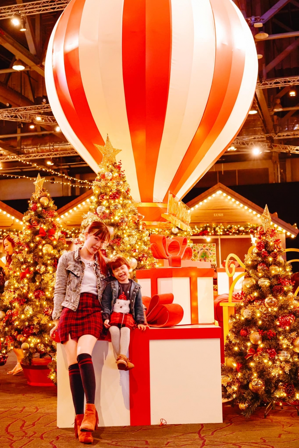 場內有多個打卡裝置,如熱氣球。