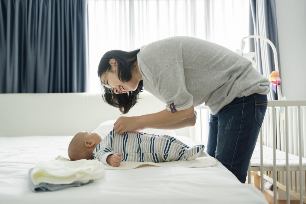 研究人員收集父母跟嬰兒說話的記錄。