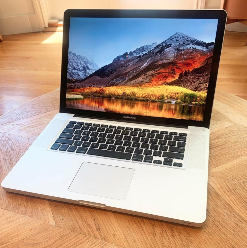 第8次 $400(約3121港元) MacBook Pro 2011