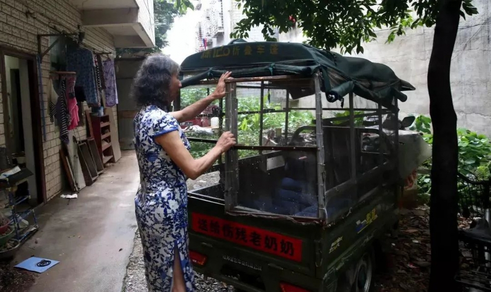 朱孟勳的妹妹在18歲時患白血病不幸去世。