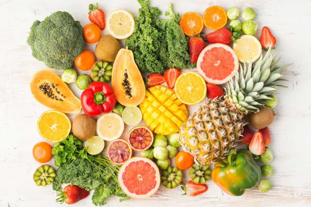 水果富含維C、抗氧化成分，能保持美白和保持肌膚亮麗。