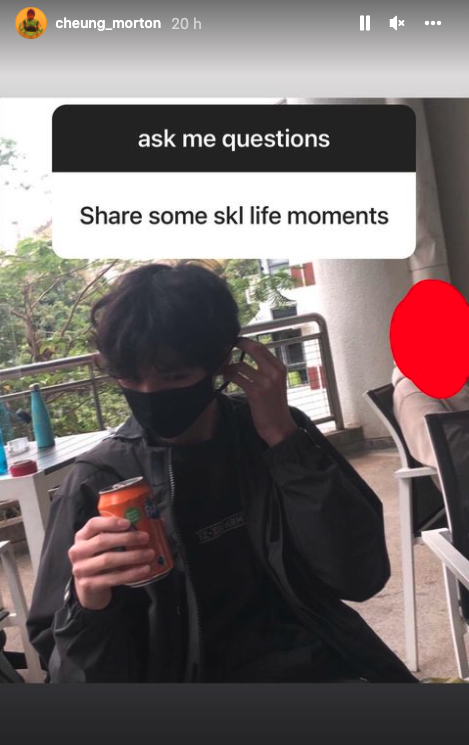 魔童幾乎對提問有問必答,更分享自己的近照。