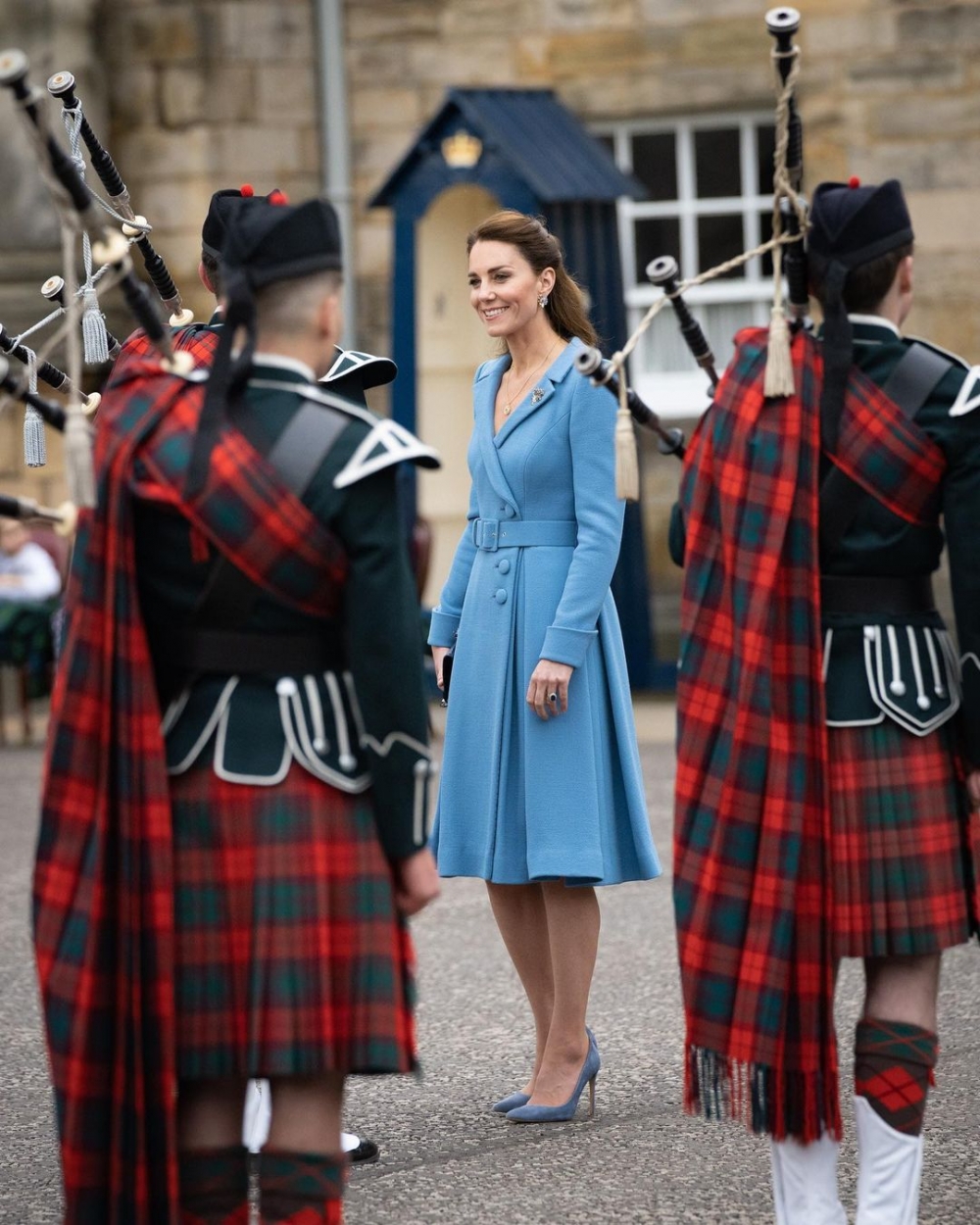 凱特公爵夫人的時尚品味一直備受關注,甚至有「Kate Middleton Effect」一現象。