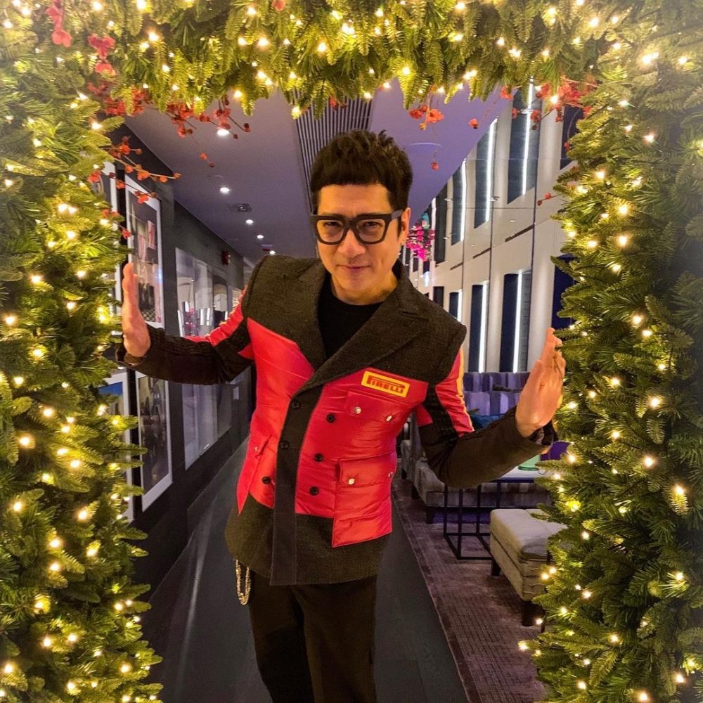 豹嫂搞笑表示豹哥實則看美女也不會承認。