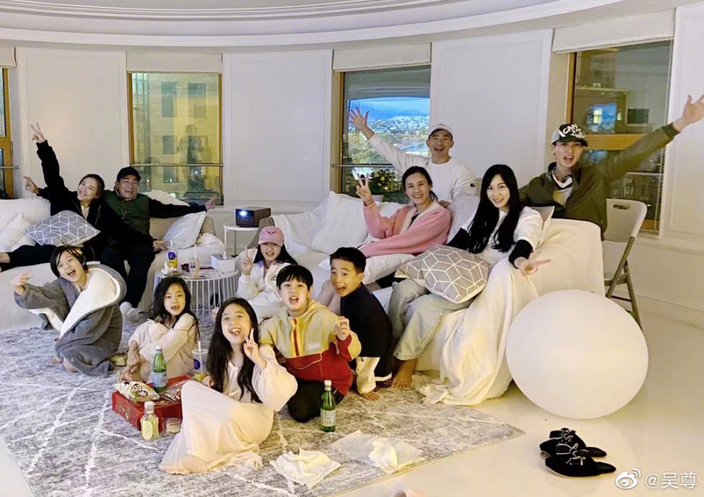 《爸爸去哪兒》嘉賓班底多年後共聚,小朋友們都已經長大。