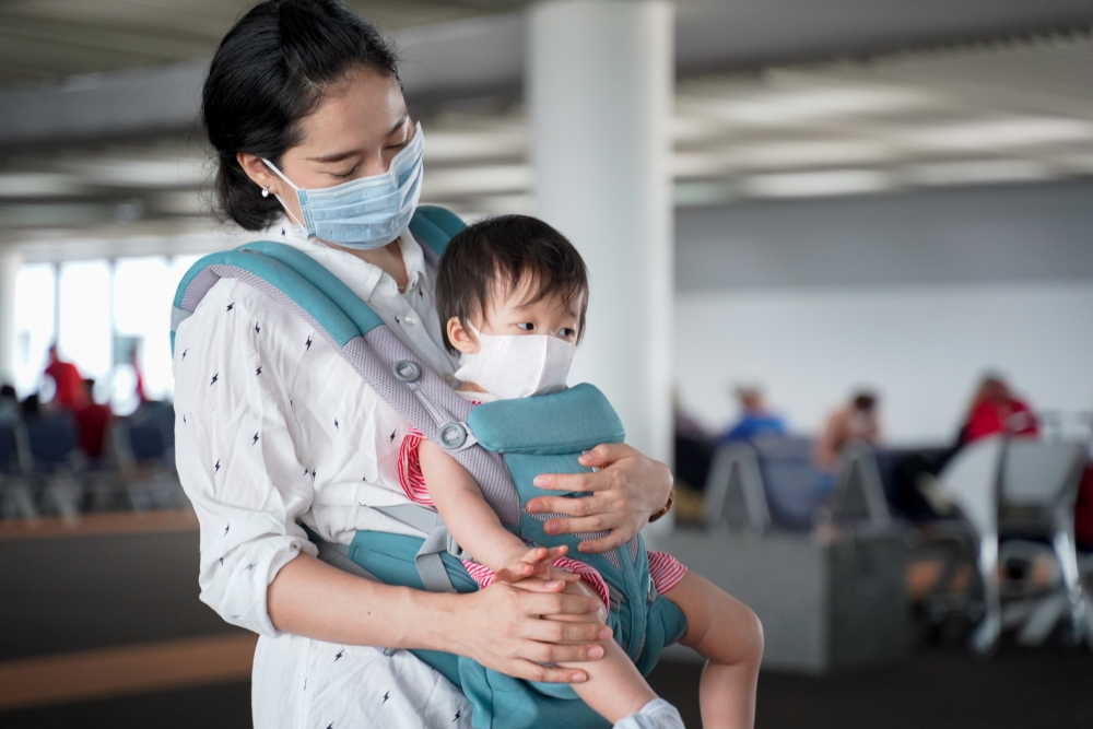 台灣醫生分享讓幼兒戴口罩5方法。
