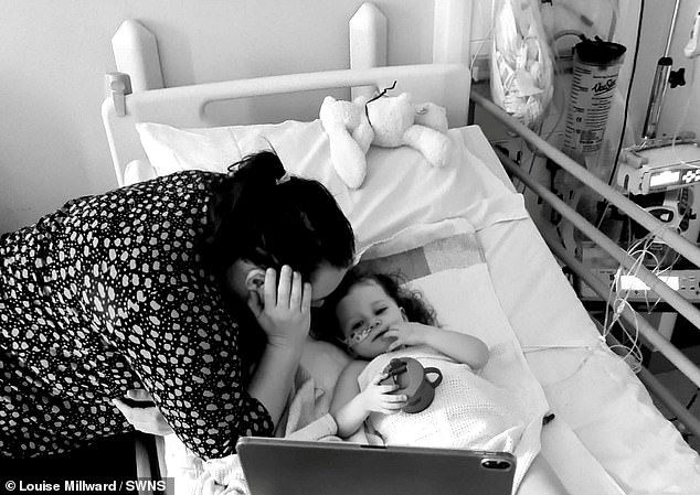 女童母親對早前醫院的診斷結果感到非常失望及不滿。