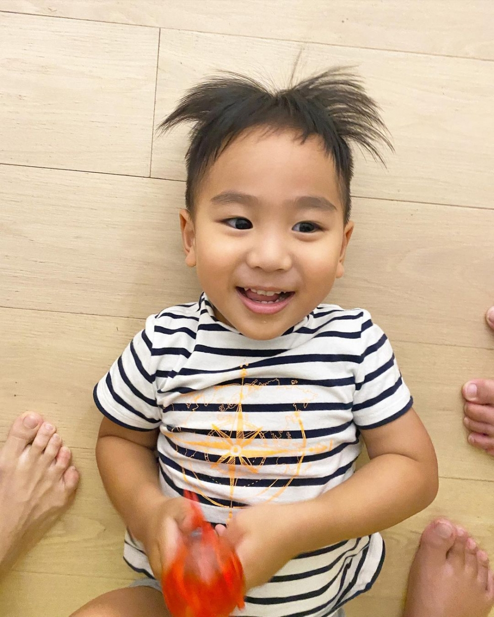 Coffee表示因老公不諳普通話,他們平日和兒子交流都用英文和廣東話,正好蘇浙小學幼稚園以普通話教學的本地課程能彌補這一塊。