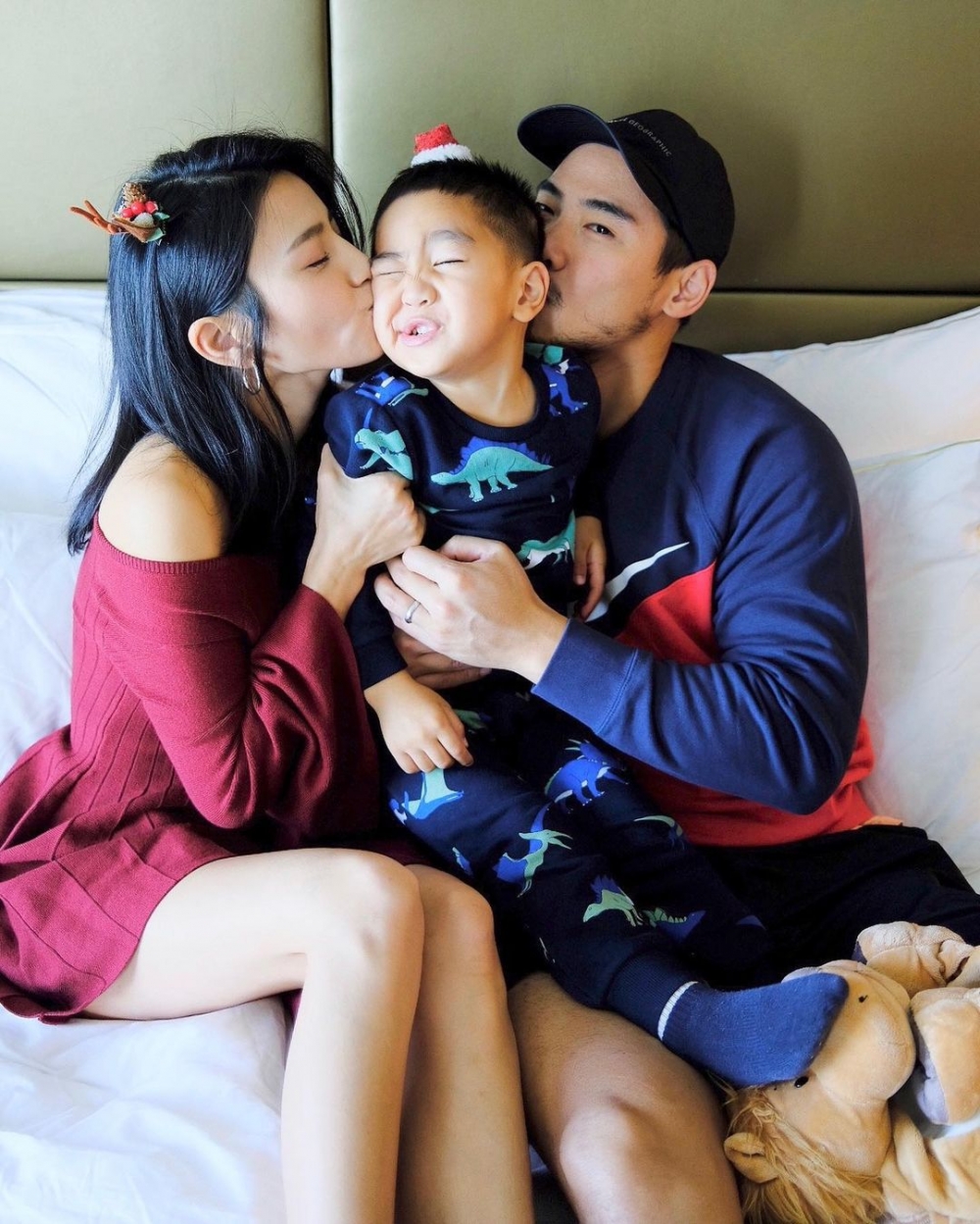 Coffee夫妻倆決定讓兒子轉讀蘇浙小學幼兒園,以打好語文基礎。。