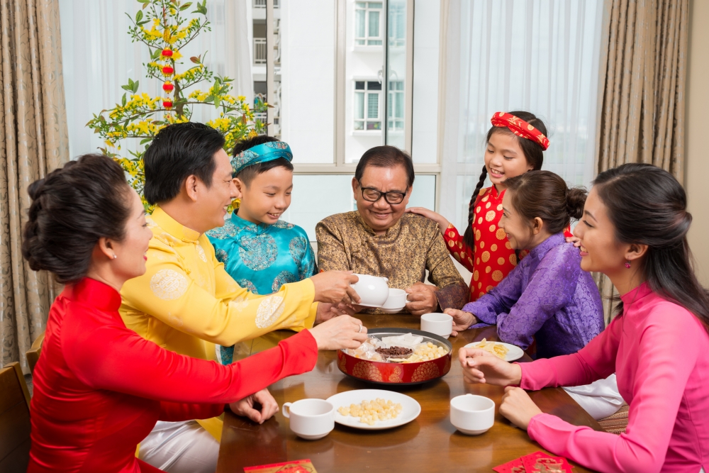 礙於近日疫情再度爆發,不少人都取消了拜年、食團年飯等活動。