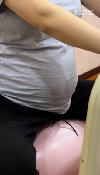 葉海洋日前誕下第二胎。